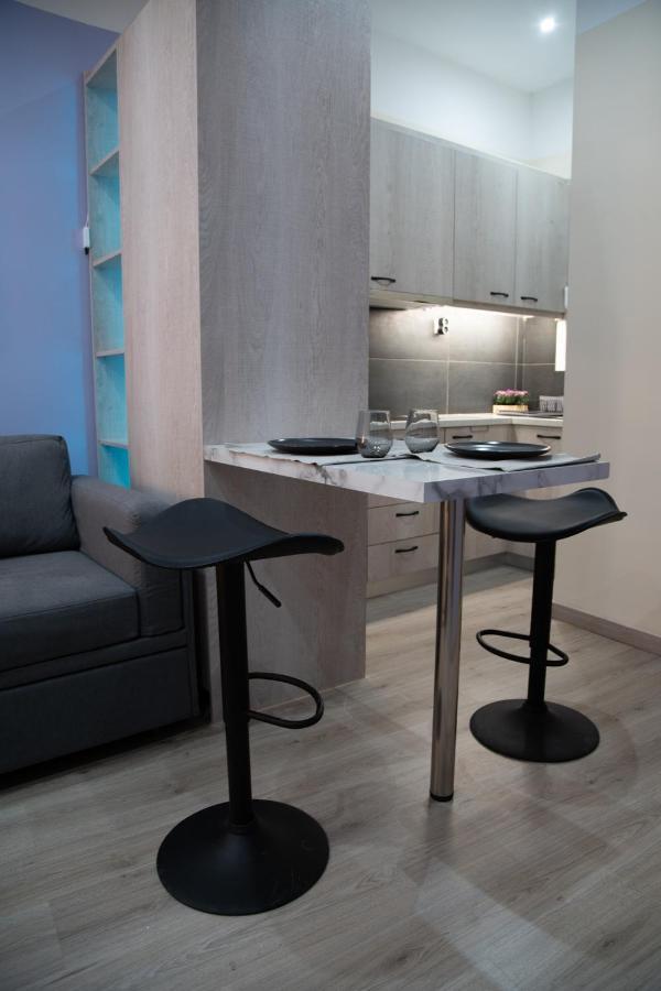Modern Apartment Downtown Atenas Exterior foto